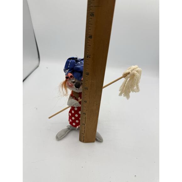 1971 Annalee Cleaning Mouse Doll 6” Red Polka Dot Apron Mop Curlers Bandana VTG - Picture 6 of 6